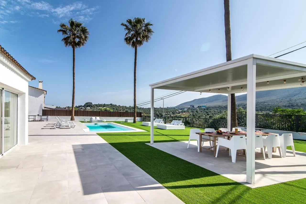 Palm Tree Villa - 5Bdr Paradise Pool / Chill Out Beds Torremolinos 0*,  Spain