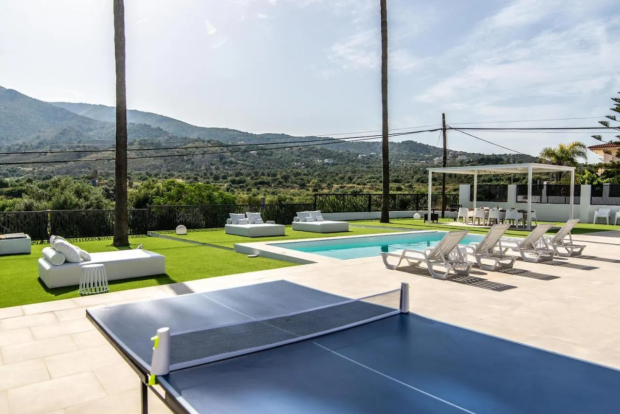 Palm Tree Villa - 5Bdr Paradise Pool / Chill Out Beds Torremolinos