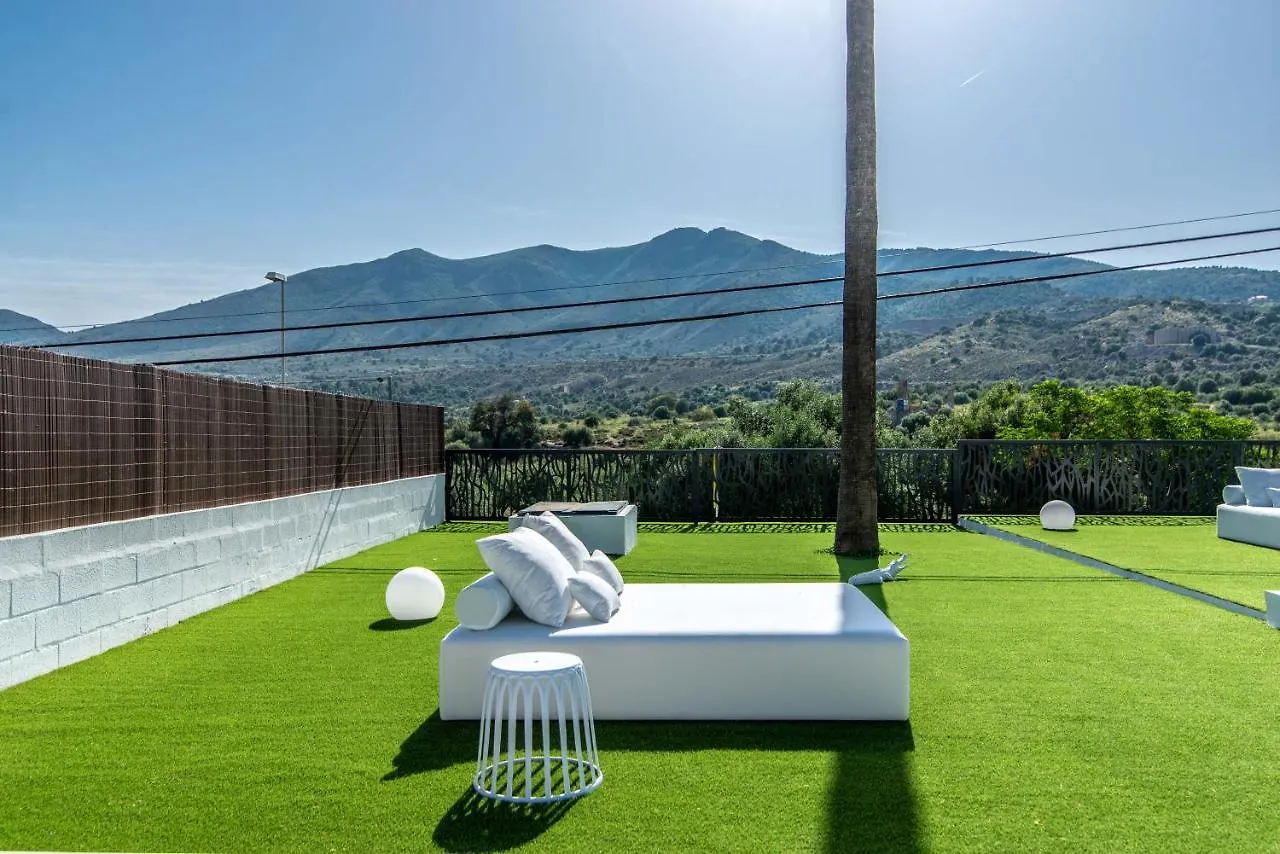 Palm Tree Villa - 5Bdr Paradise Pool / Chill Out Beds Torremolinos